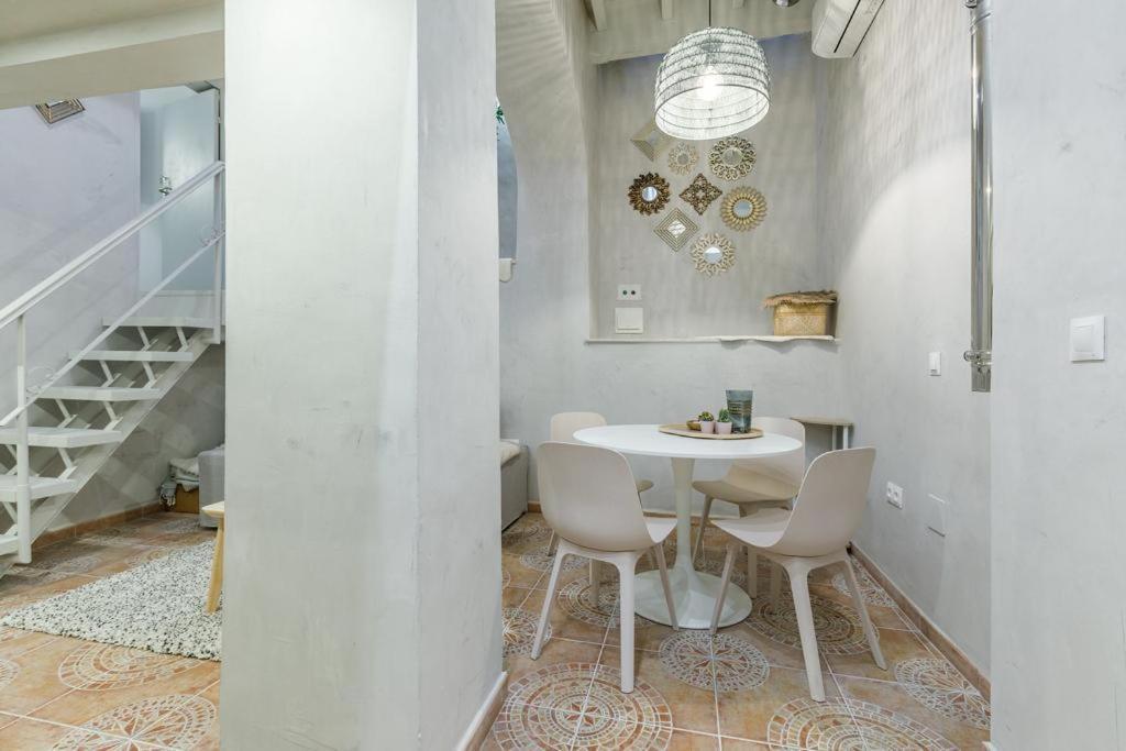 Molinillo Apartment 2 Bedrooms In Malaga Center Eksteriør billede