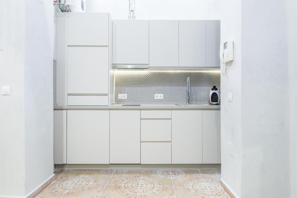 Molinillo Apartment 2 Bedrooms In Malaga Center Eksteriør billede