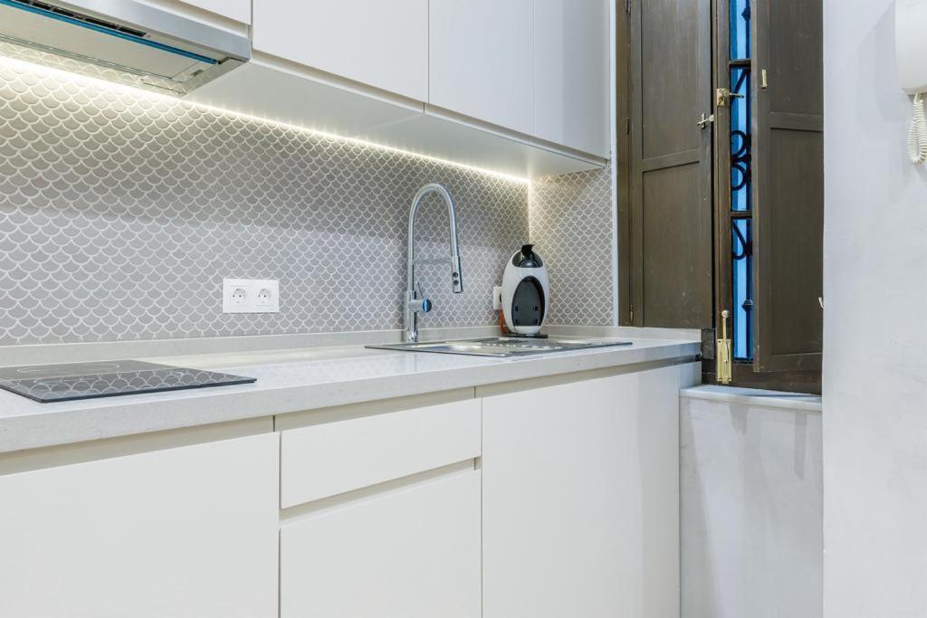 Molinillo Apartment 2 Bedrooms In Malaga Center Eksteriør billede
